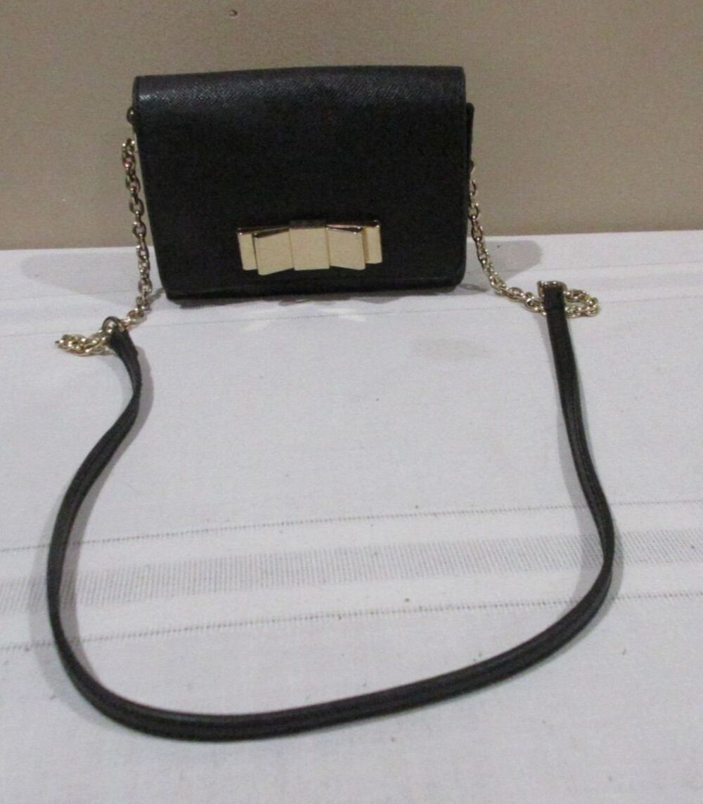 Ivanka Trump Med Black Crossbody Solid PVC Gold Colored Box Magnetic Closure